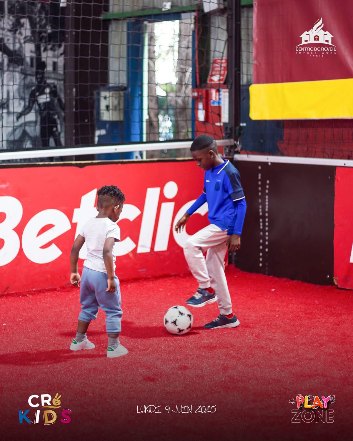 Enfants pratiquant une activité sportive en équipe